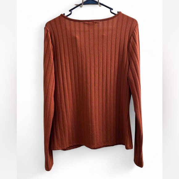 Banana Republic Ribbed Long Sleeve Top - Picture 4 of 8